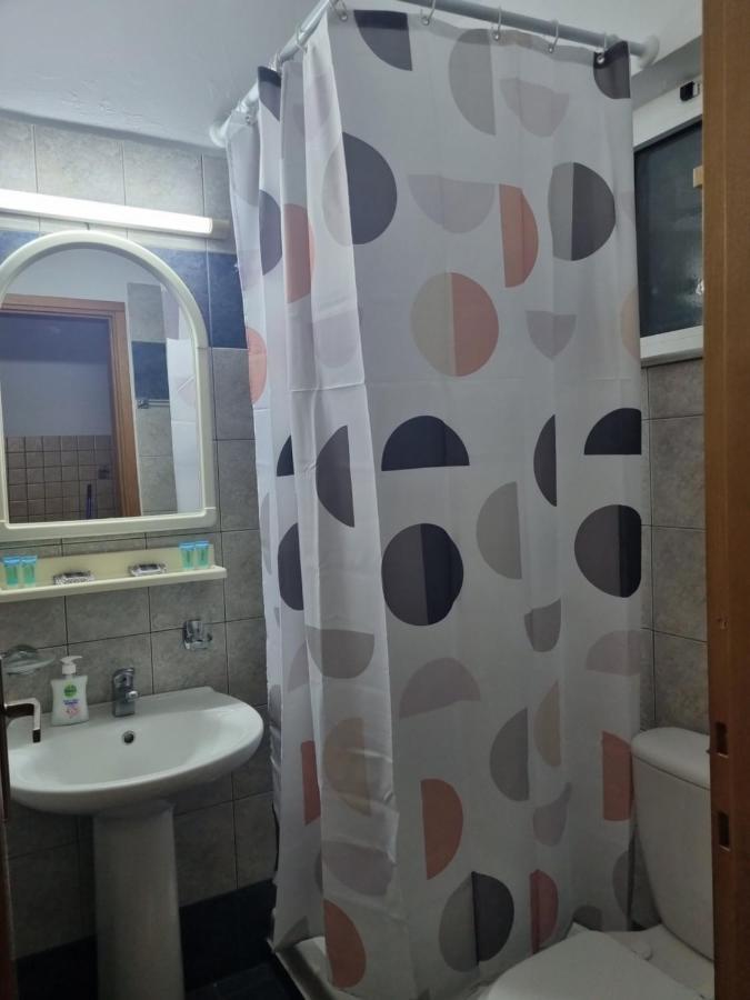 White Rose Apartment Kampos  Ngoại thất bức ảnh